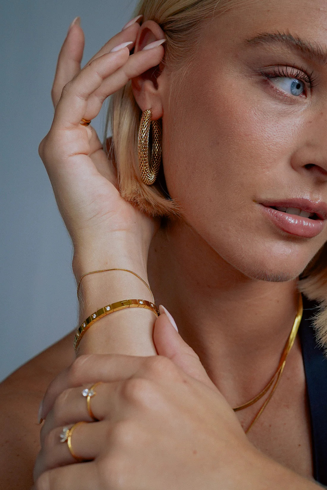 SR Glow Earrings