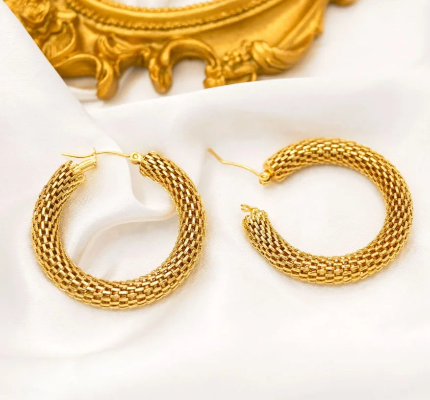 SR Glow Earrings