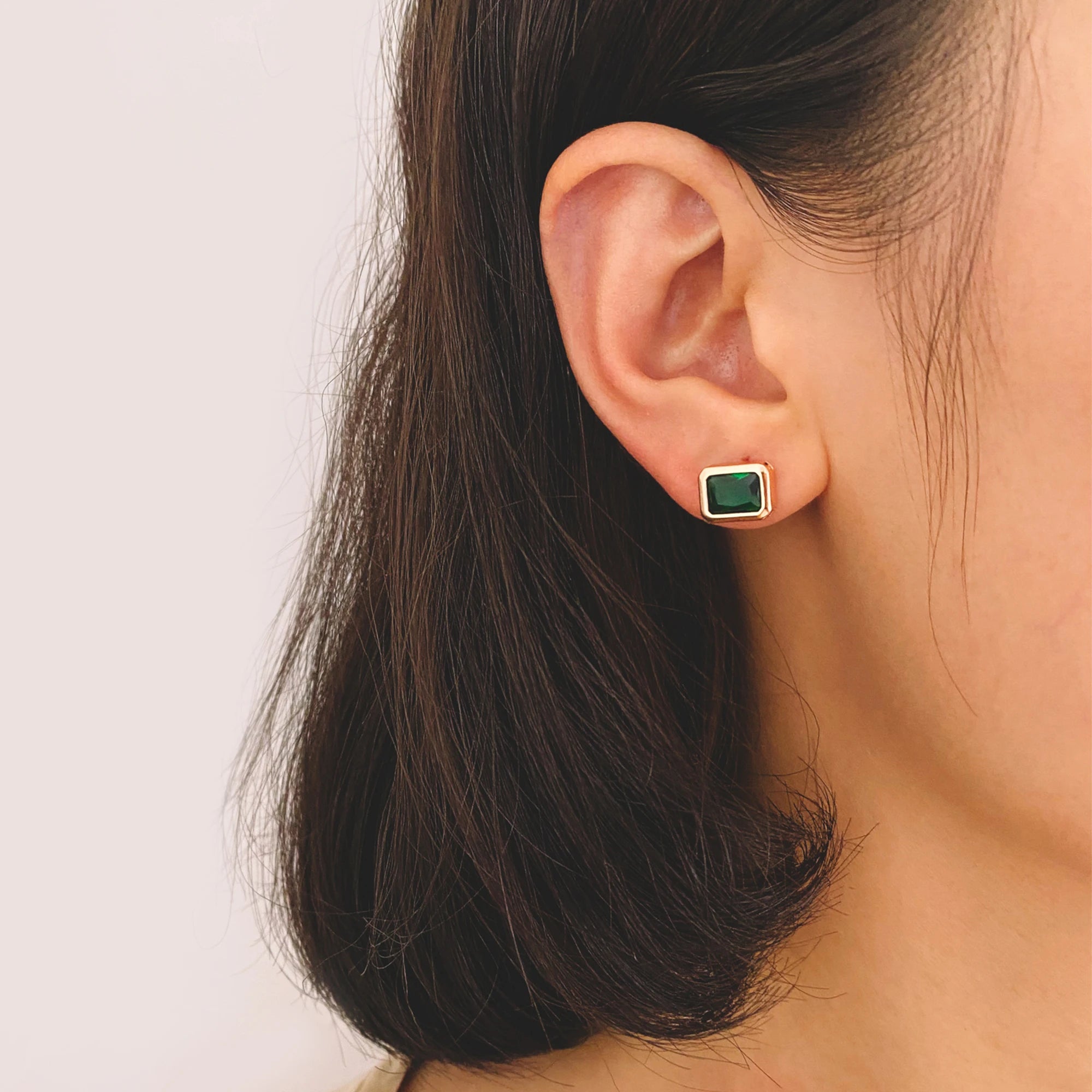 Emerald Baguette Stud